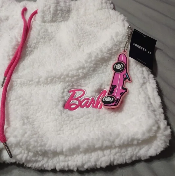 Barbie Sherpa Hoodie/Shorts Set Forever 21 - Picture 6 of 7
